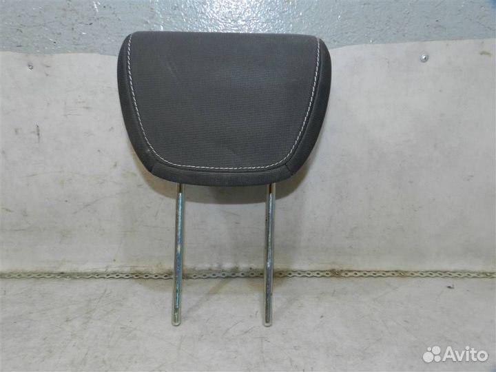 Подголовник Ford Focus III 2011