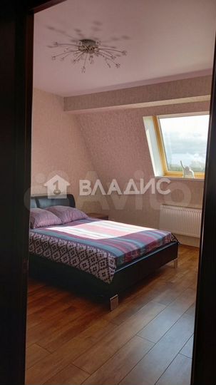 3-к. квартира, 79 м², 4/4 эт.