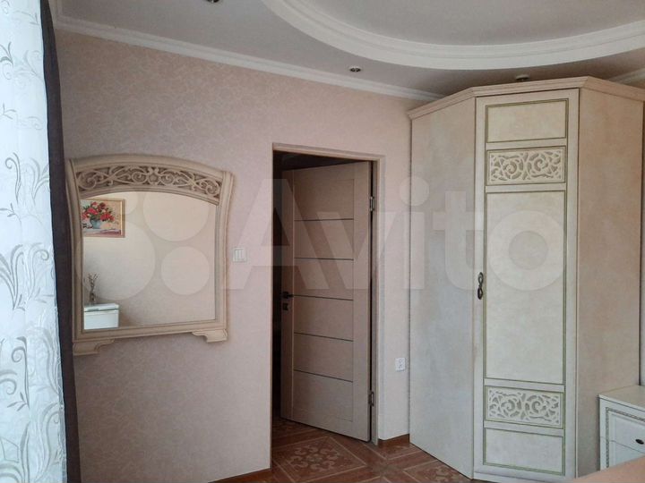 Комната 30 м² в 2-к., 1/3 эт.