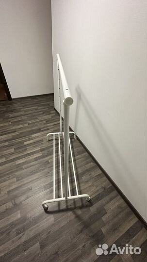 Вешалка напольная