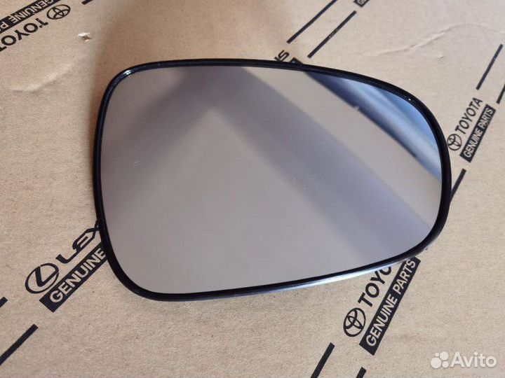 Зеркальный элемент Lexus Es