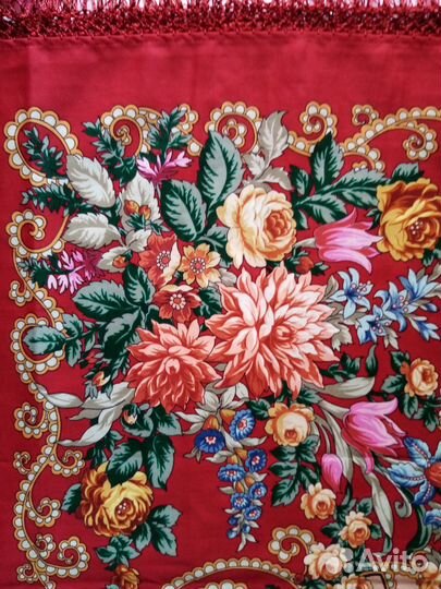 Павловопосадская шаль 