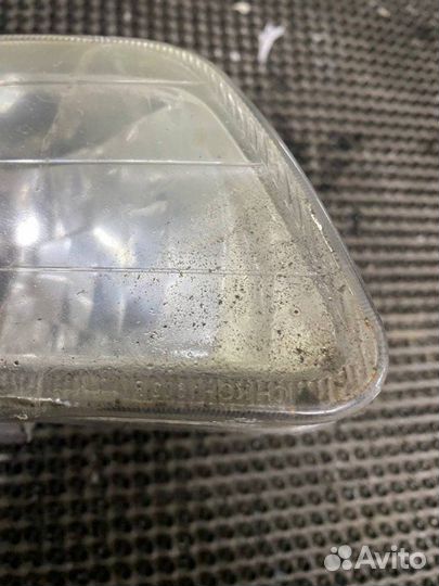 Фара галогеновая передняя правая Nissan Sunny FB15