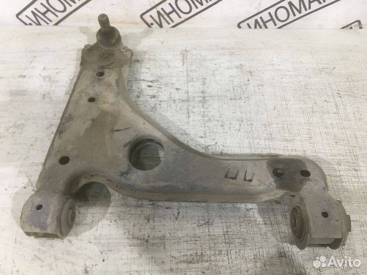 Рычаг передний Opel Vectra B