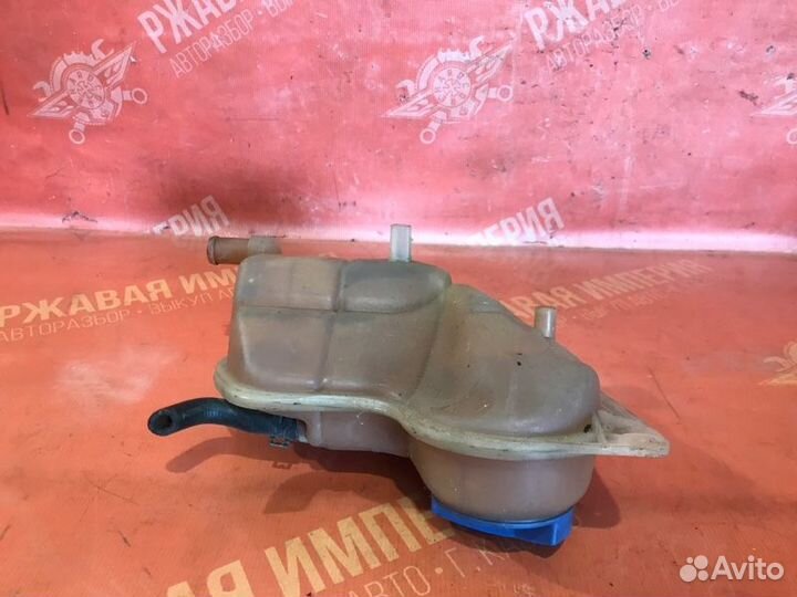 Бачок расширительный Volkswagen Passat B5 Б5+ 2.0