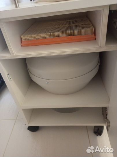 Вытяжка пылесос для маникюра и педикюра