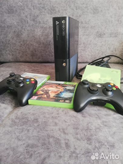 Xbox 360e 500gb + 22игры