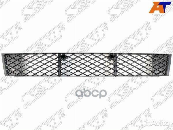 Решетка в бампер Mazda 323 98-01 / Familia 98-08