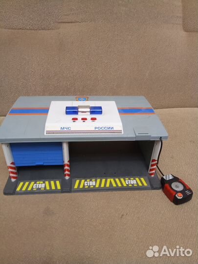 Детский гараж для машинок