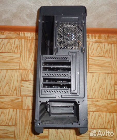 Корпус Zalman i3