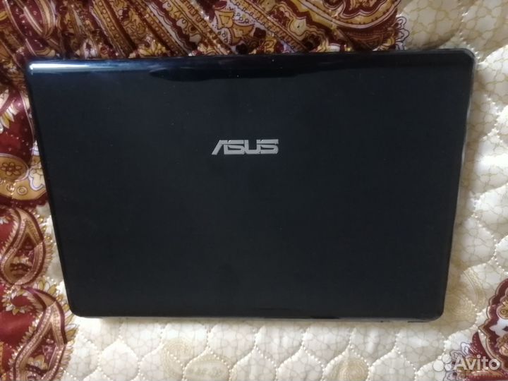 Ноутбук asus