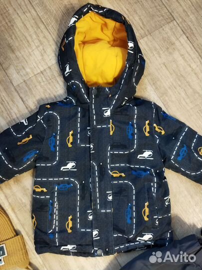 Демисезонный костюм на мальчика 98