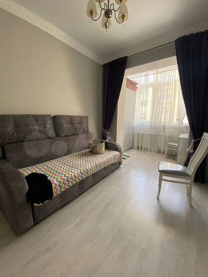2-к. квартира, 60 м², 2/4 эт.