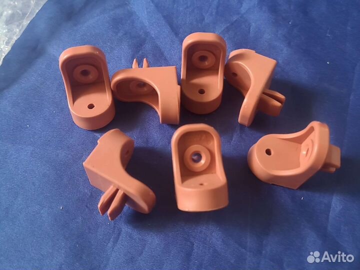 Крепеж (клоп) обшивки двери Hyundai KIA