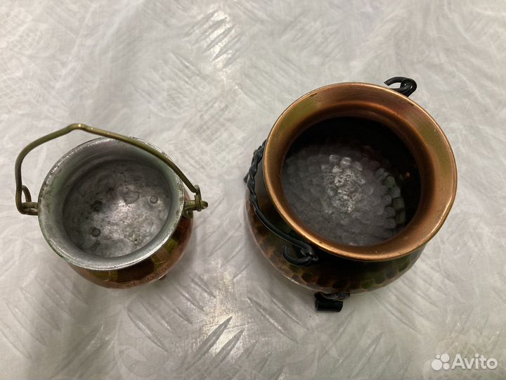 Котелок (кашпо) на лапках медь винтаж