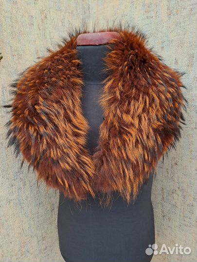 Меховой воротник песец и енот