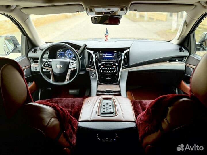 Cadillac Escalade 6.2 AT, 2015, 220 000 км