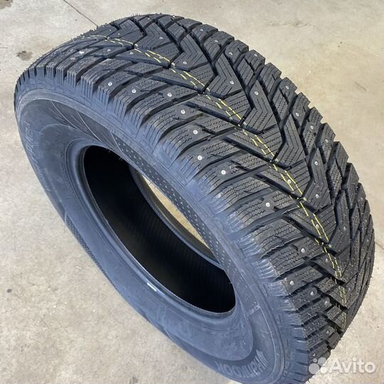 Hankook Winter i'Pike X W429A 235/55 R18 104T