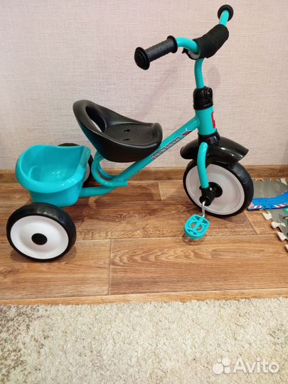 Трехколесный велосипед