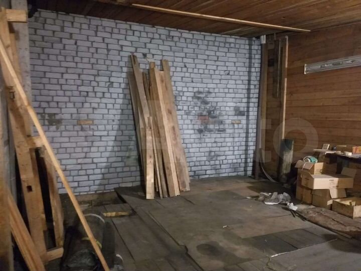 Гараж, > 30 м²