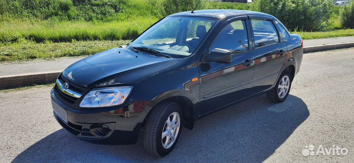 LADA Granta 1.6 МТ, 2013, 53 100 км