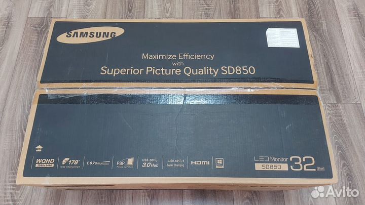 Профессиональный монитор новый