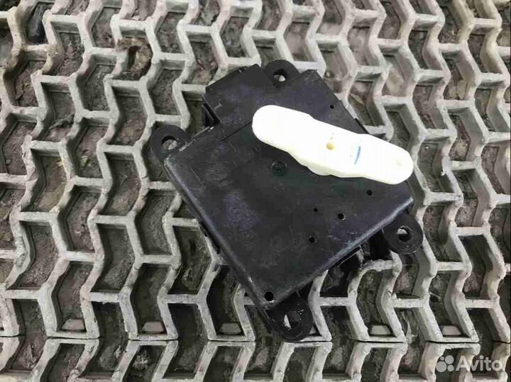Моторчик заслонки печки Honda Civic 081013Е