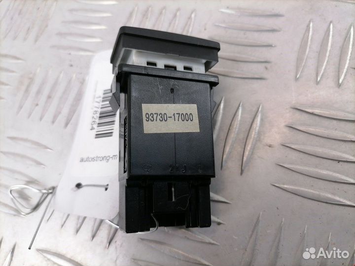 Кнопка противотуманных фар Hyundai Matrix 2004