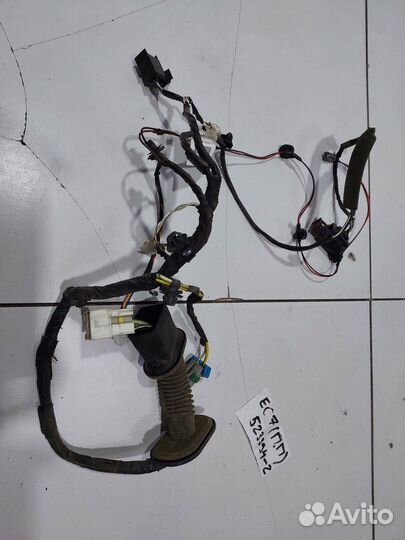 Электропроводка двери передняя правая