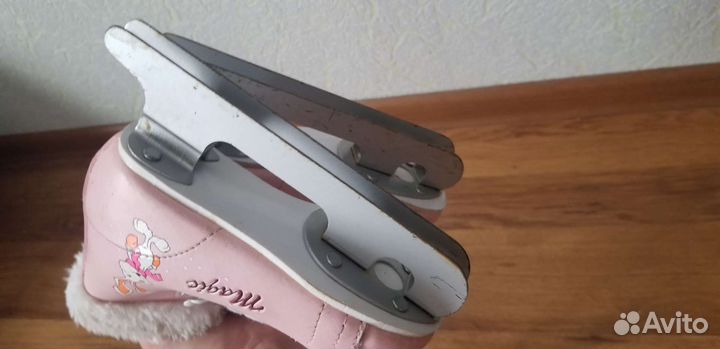 Коньки с двумя лезвиями