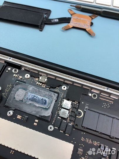 Срочный ремонт iPhone / iPad / Macbook / iMac