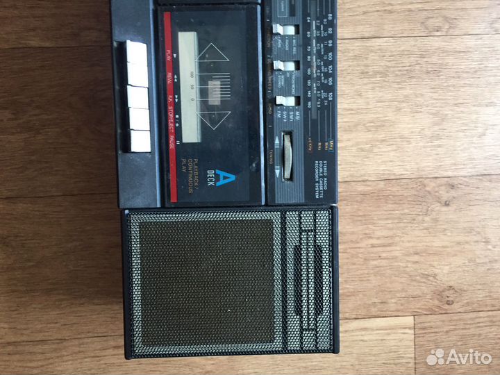 Кассетный магнитофон