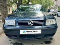 Volkswagen Bora 1.6 MT, 2004, 143 000 км, с пробегом, цена 370 000 руб.