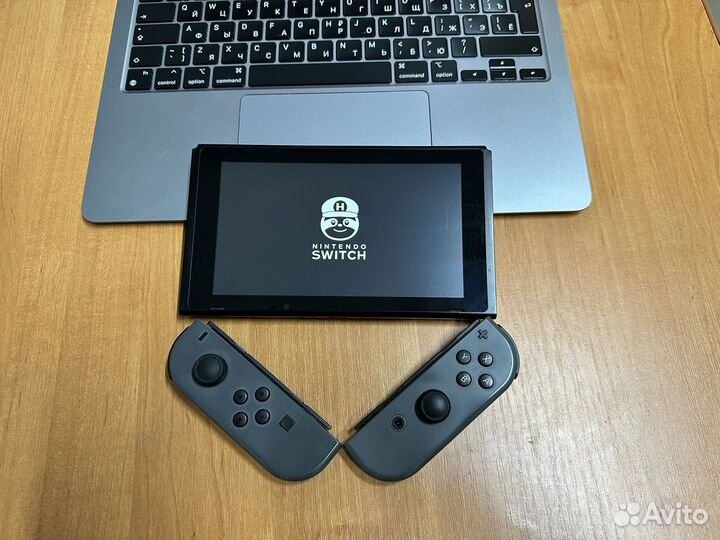 Nintendo Switch V2 прошитая четкая