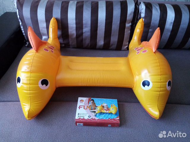 Новый надувной плотик 