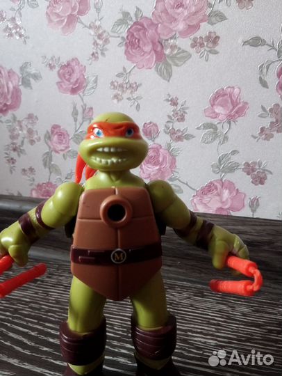 Фигурки черепашек-ниндзя