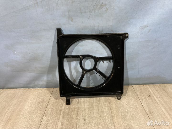 Диффузор вентилятора радиатора Daewoo Nexia N100