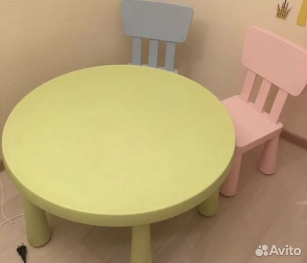 Детский стол и стул IKEA