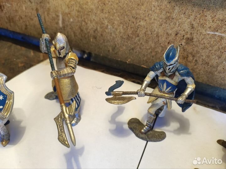 Фигурки schleich