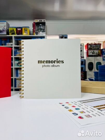 Фотоальбом с наклейками Memories универсальный 25л