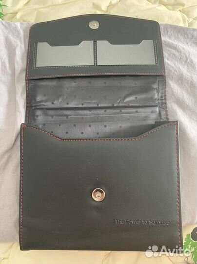 Крючок в багажник 1k867615a и папка под документы