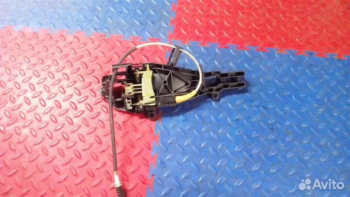 Кронштейн ручки двери задней левой BMW X5 E70