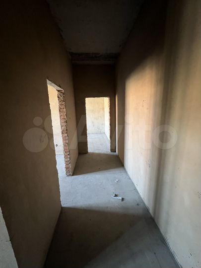 2-к. квартира, 65 м², 2/4 эт.