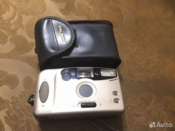 Плёночный фотоаппарат praktika