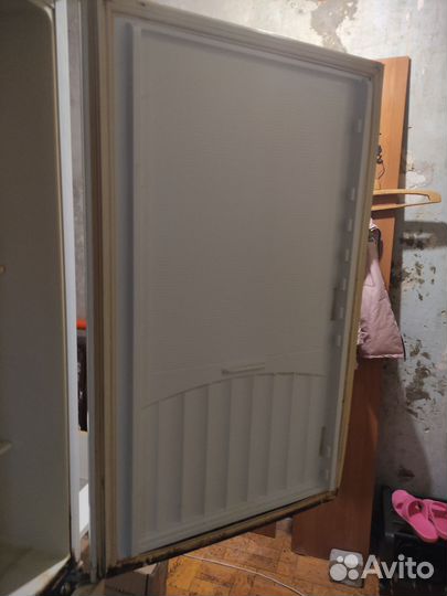 Холодильник бу отдам бесплатно