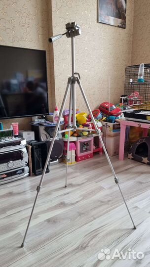 Тренога, штатив для видео и фото техники