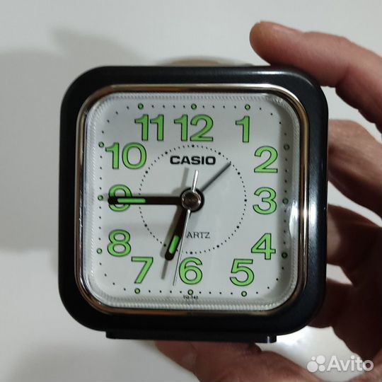 Часы настольные Casio TQ-142-2D