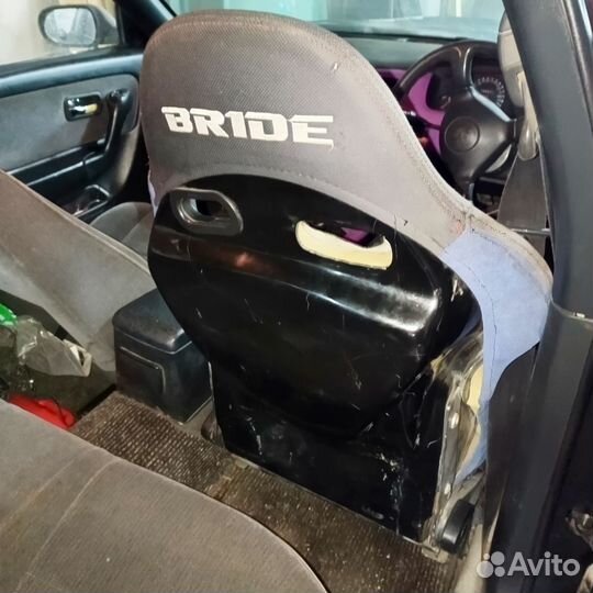 Спортивное сидение полуковш Bride Low Max