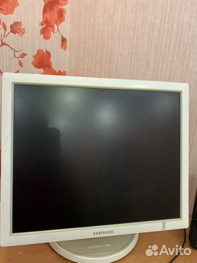 Монитор Samsung syncmaster 760BF
