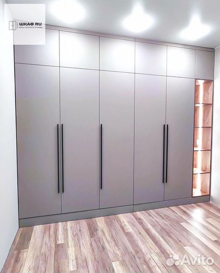 Шкаф распашной с фрезерованными фасадами